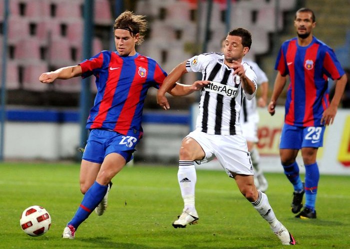 206552_215870318429002_159580957391272_972053_7538334_n