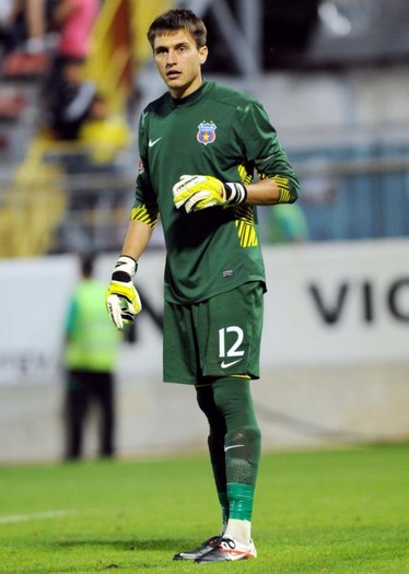 374137_321448407871192_159580957391272_1506570_136686439_n