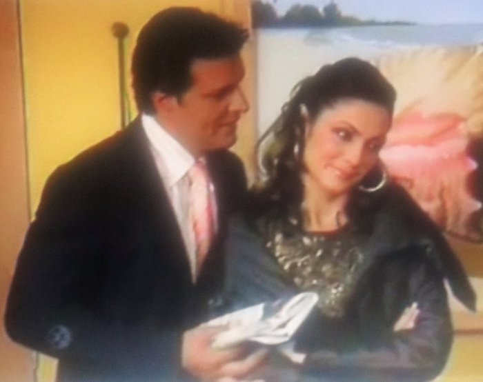 264630_112127845543565_100002390494220_121520_3932343_n