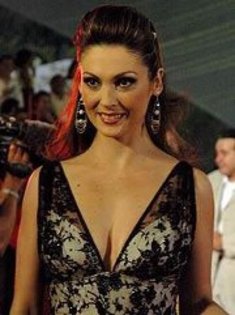 294874_310160878999669_271180279564396_1573943_710129239_a