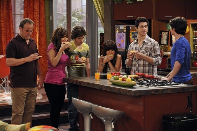 011 (1) - Wizards of Waverly Place