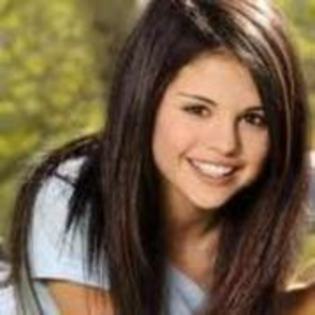 30482468_JFEEYFHJW - Selena Gomez