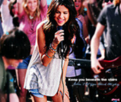008877556 - 0 Glitery withh Gomezz 2