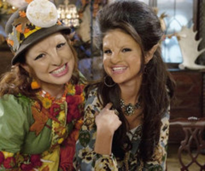 MATERIA-SEL-1_thumb - Wizdars Of Waverly Place