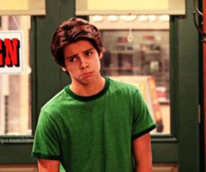 tumblr_lfal4zPtsS1qcnbu6o1_500_thumb - Wizdars Of Waverly Place