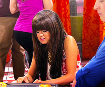 tumblr_lpw2jzMPhm1r1ybsno1_500_thumb - Wizdars Of Waverly Place
