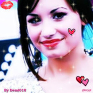 20806875_UCCHYPISK - Demi Lovato