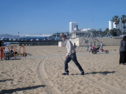 normal_003 - February 6th - Taking a walk at the beach with Justin Bieber