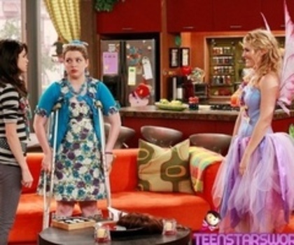 tinker-bell-wizards-of-waverly-place-13836382-440-322_thumb