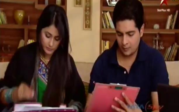 392060_340505919293280_152160674794473_1387950_309886631_n - NaKsh Scenes 30th Dec 2011