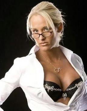 Michelle-McCool-Looking-Serious-Look-in-Spectacles - michelleeeeeeeeeeeeeee