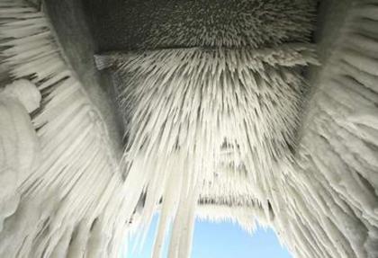 image-2012-02-3-11410854-42-marea-inghetata