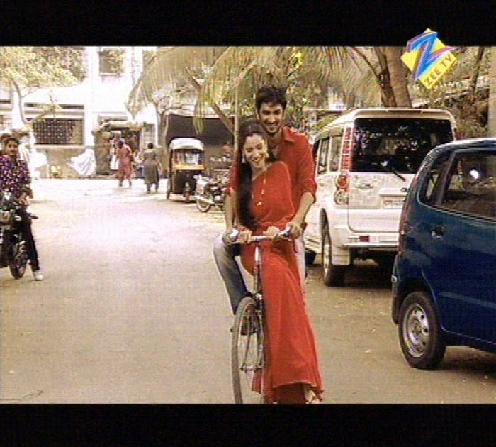 200349_199412386759196_174787245888377_605097_3574676_n - Sushant and Ankita prince and princess in red
