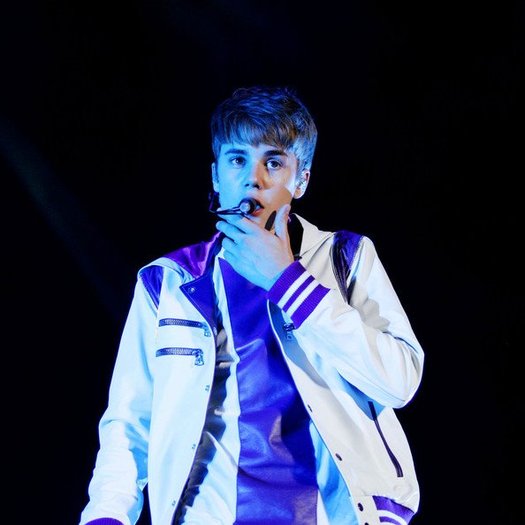 311044_259694090739092_173798515995317_688141_636836048_n - Justin Bieber Live in Brazil