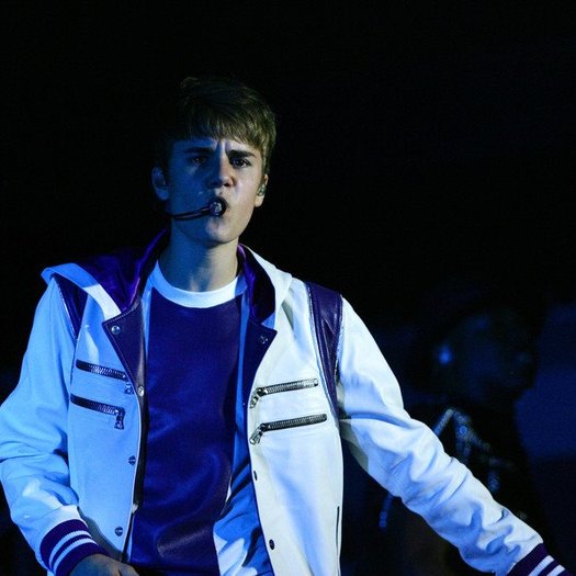 316311_259693664072468_173798515995317_688137_1639828126_n - Justin Bieber Live in Brazil