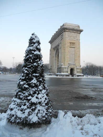 Arcul de Triumf - Freezing Winter January-February 2012