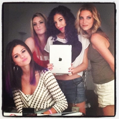 normal_2012-02-04_38dde7244f7911e19e4a12313813ffc0_7 - 0  Instagram Selena Gomez