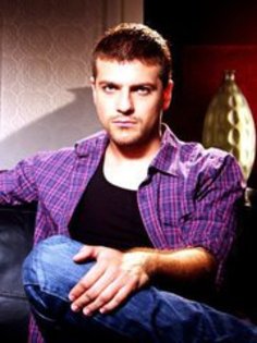 267297_106813202750703_100002660718953_42064_3387359_a