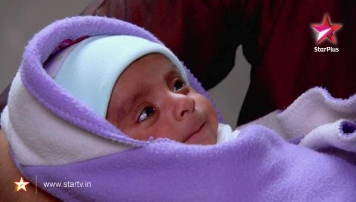 396687_346280775395876_199511556739466_1210890_1003759704_n - Naksh and Baby Boy Singhania
