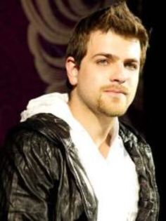 395571_260001697406915_259997834073968_653463_301228554_a