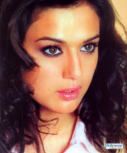 Preity-Zinta-Photos-Latest-2 - Actrite din India