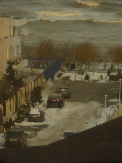 Picture 266 - Marea vazuta de la fereastra mea