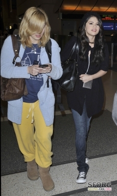 normal_018 - MARCH 27TH - At LAX Airport