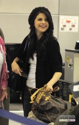 normal_021 - MARCH 27TH - At LAX Airport