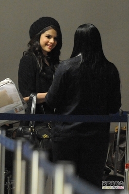 normal_034 - MARCH 27TH - At LAX Airport