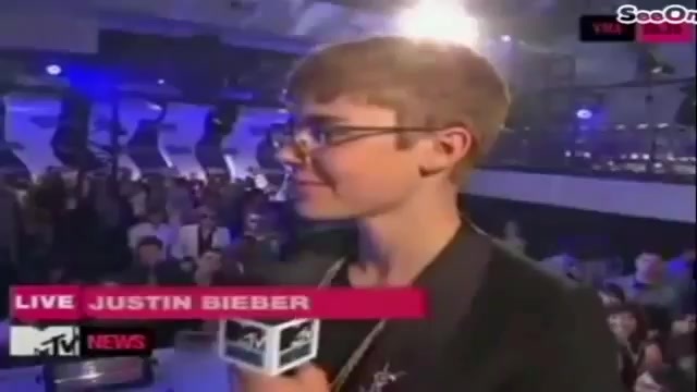 Selena Gomez Interviews Justin Bieber at MTV VMAs 2011 175