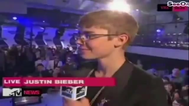 Selena Gomez Interviews Justin Bieber at MTV VMAs 2011 176