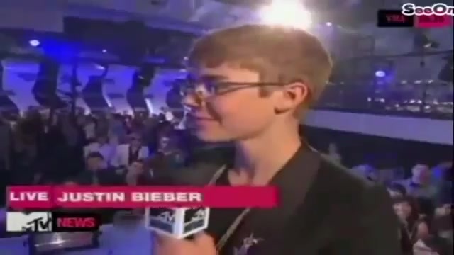 Selena Gomez Interviews Justin Bieber at MTV VMAs 2011 177