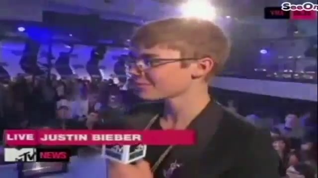 Selena Gomez Interviews Justin Bieber at MTV VMAs 2011 178