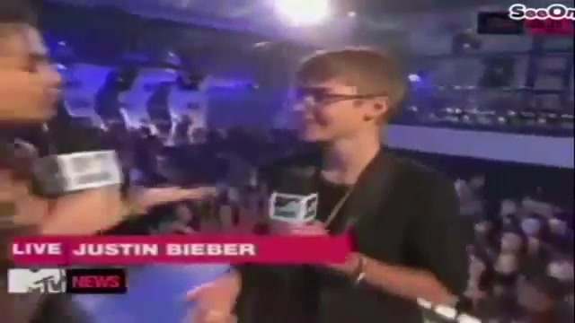 Selena Gomez Interviews Justin Bieber at MTV VMAs 2011 185