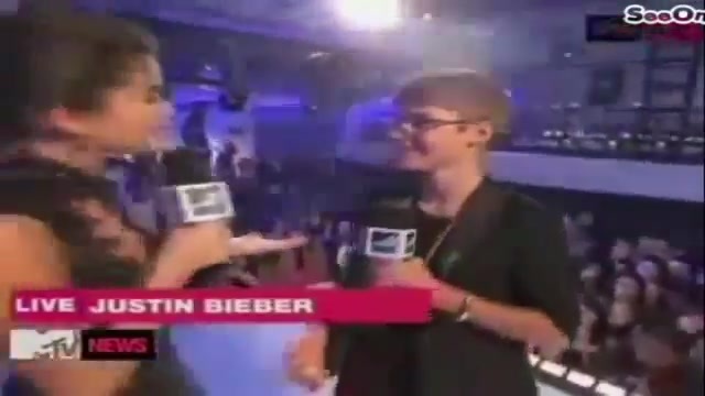Selena Gomez Interviews Justin Bieber at MTV VMAs 2011 188