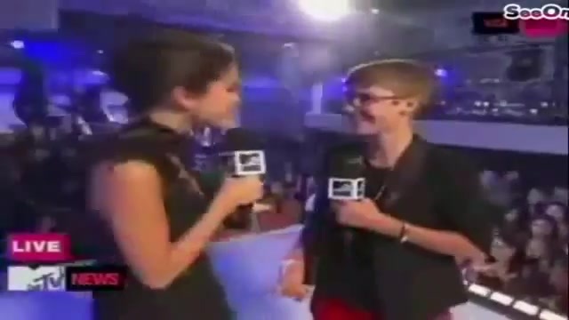 Selena Gomez Interviews Justin Bieber at MTV VMAs 2011 194
