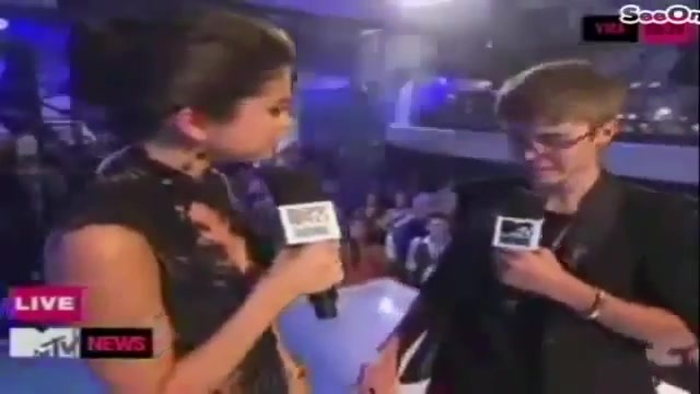 Selena Gomez Interviews Justin Bieber at MTV VMAs 2011 272