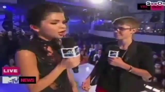 Selena Gomez Interviews Justin Bieber at MTV VMAs 2011 304