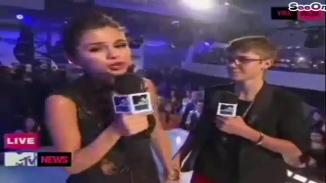 Selena Gomez Interviews Justin Bieber at MTV VMAs 2011 308