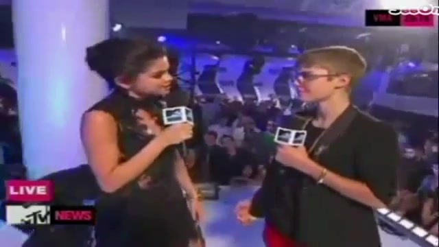 Selena Gomez Interviews Justin Bieber at MTV VMAs 2011 348