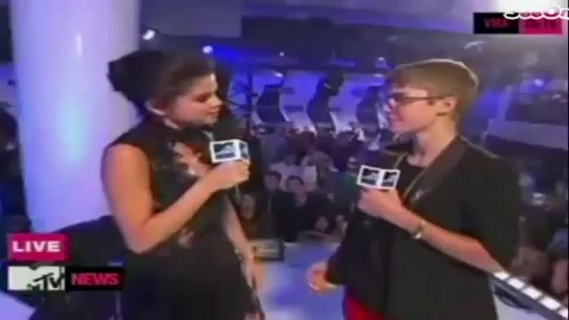 Selena Gomez Interviews Justin Bieber at MTV VMAs 2011 349
