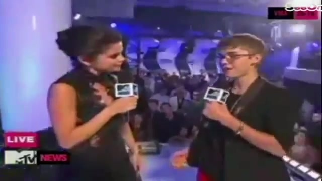 Selena Gomez Interviews Justin Bieber at MTV VMAs 2011 355