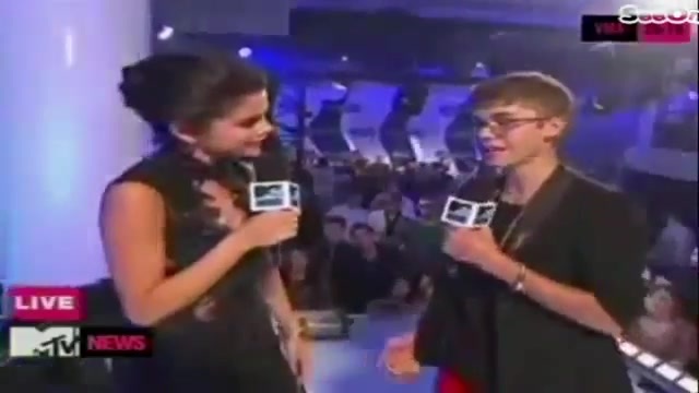 Selena Gomez Interviews Justin Bieber at MTV VMAs 2011 357