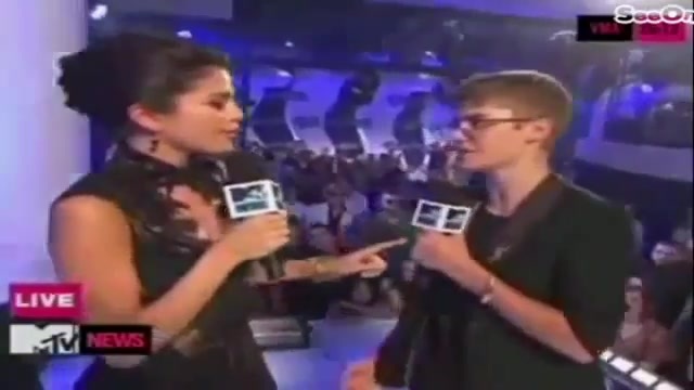 Selena Gomez Interviews Justin Bieber at MTV VMAs 2011 379
