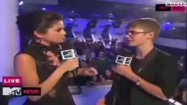 Selena Gomez Interviews Justin Bieber at MTV VMAs 2011 383