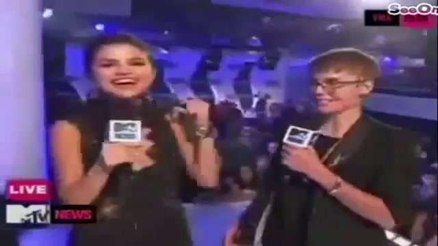 Selena Gomez Interviews Justin Bieber at MTV VMAs 2011 416