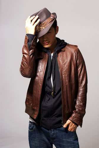 5870438- - Se7en