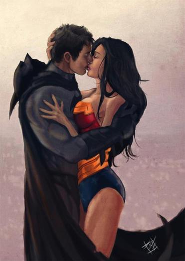 291794_155363307881193_155354211215436_296095_7491374_n - super eroi si eroine