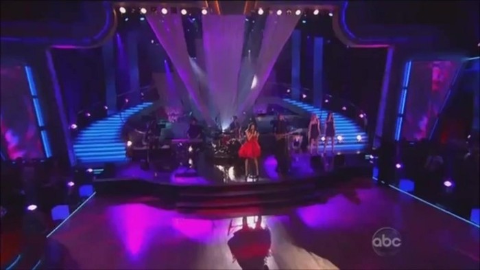 WS live-dancing 070