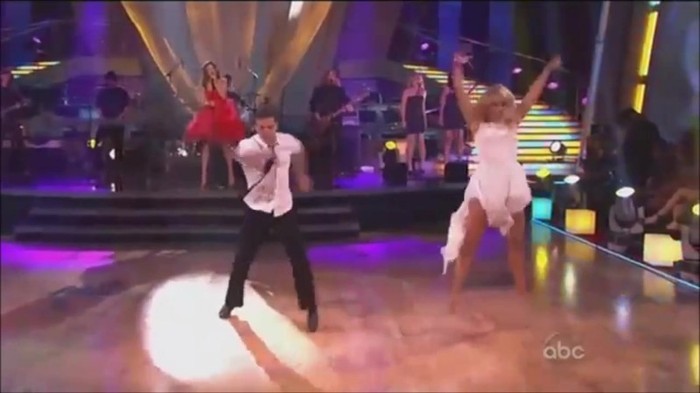 WS live-dancing 142